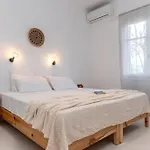 Naxos Beachwalk Lägenhet *