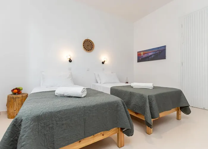 Naxos Beachwalk * Naxos City