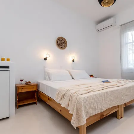 아파트 Naxos Beachwalk